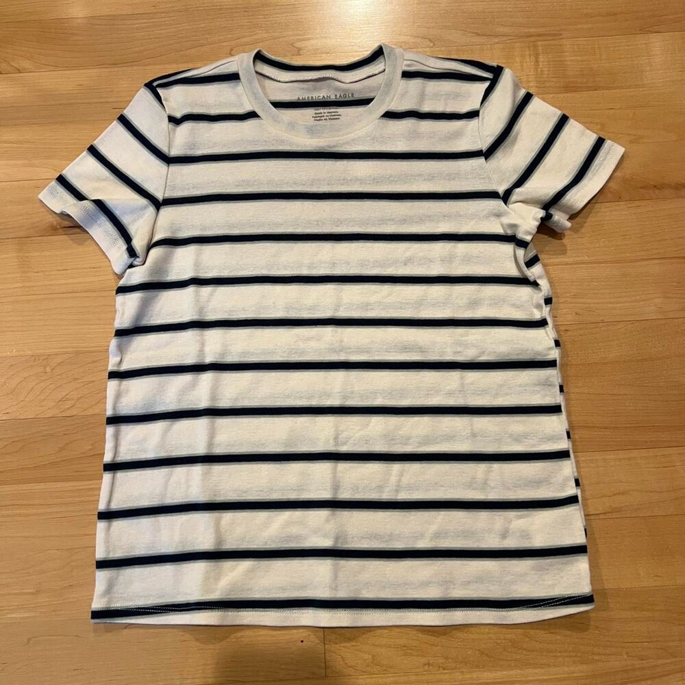 American Eagle striped shirt